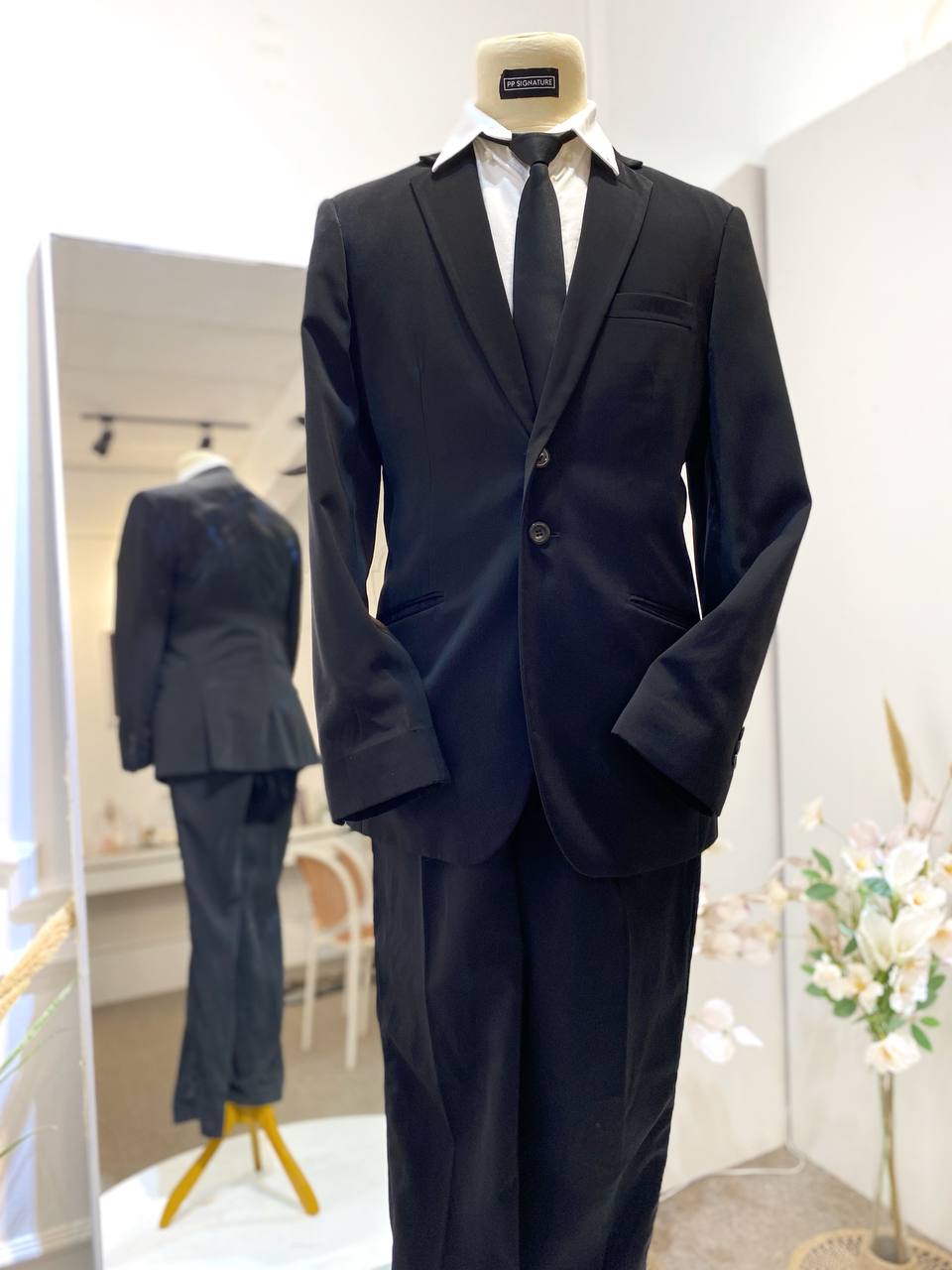 BLACK EMZN-Black 2-Piece Wedding Suit with Notch lapel-groom suit-custom wedding suit-rent tuxedo-groom suit rental-custom wedding suit design-plus size wedding suits-sewa baju pengantin lelaki-butik baju pengantin lelaki-baju pengantin lelaki moden-baju sanding moden-baju dinner lelaki