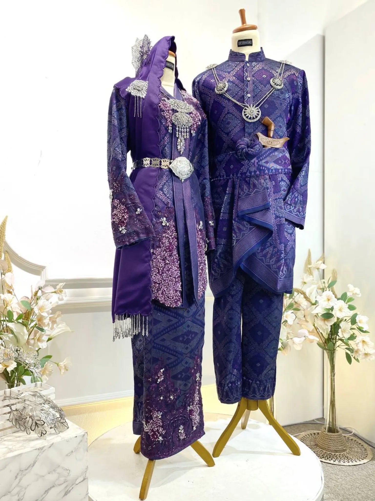 Pakej Sewaan Baju Pengantin Lelaki & Perempuan Cik Manggis Dark Purple Songket Set