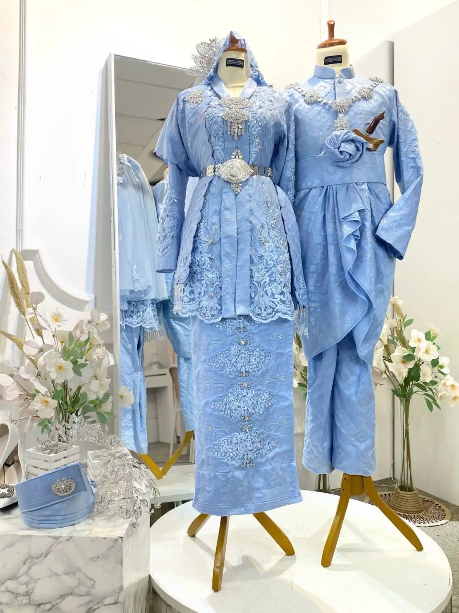 baju pengantin songket moden-baju pengantin songket tradisional-baju pengantin songket murah-baju pengantin songket sewa-baju pengantin songket custom made-harga baju pengantin songket-model baju pengantin songket-inspirasi baju pengantin songket-butik baju pengantin songket-kedai baju pengantin songket