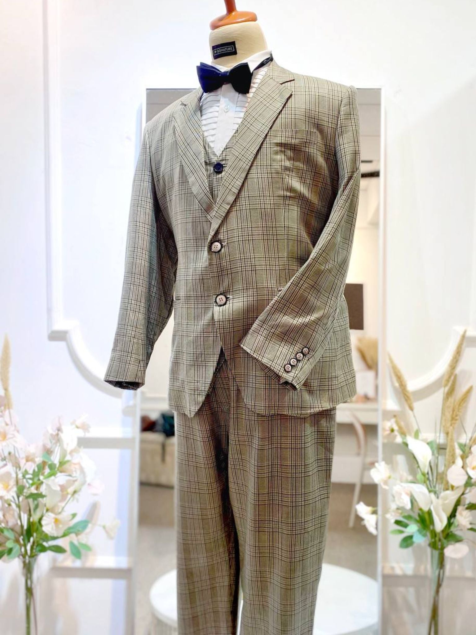 LIGHT BROWN 1-Champagne Light Brown Checked 3-Piece Wedding Suit with Notch lapel-groom suit-custom wedding suit-rent tuxedo-groom suit rental-custom wedding suit design-plus size wedding suits-sewa baju pengantin lelaki-butik baju pengantin lelaki-baju pengantin lelaki moden-baju sanding moden-baju dinner lelaki