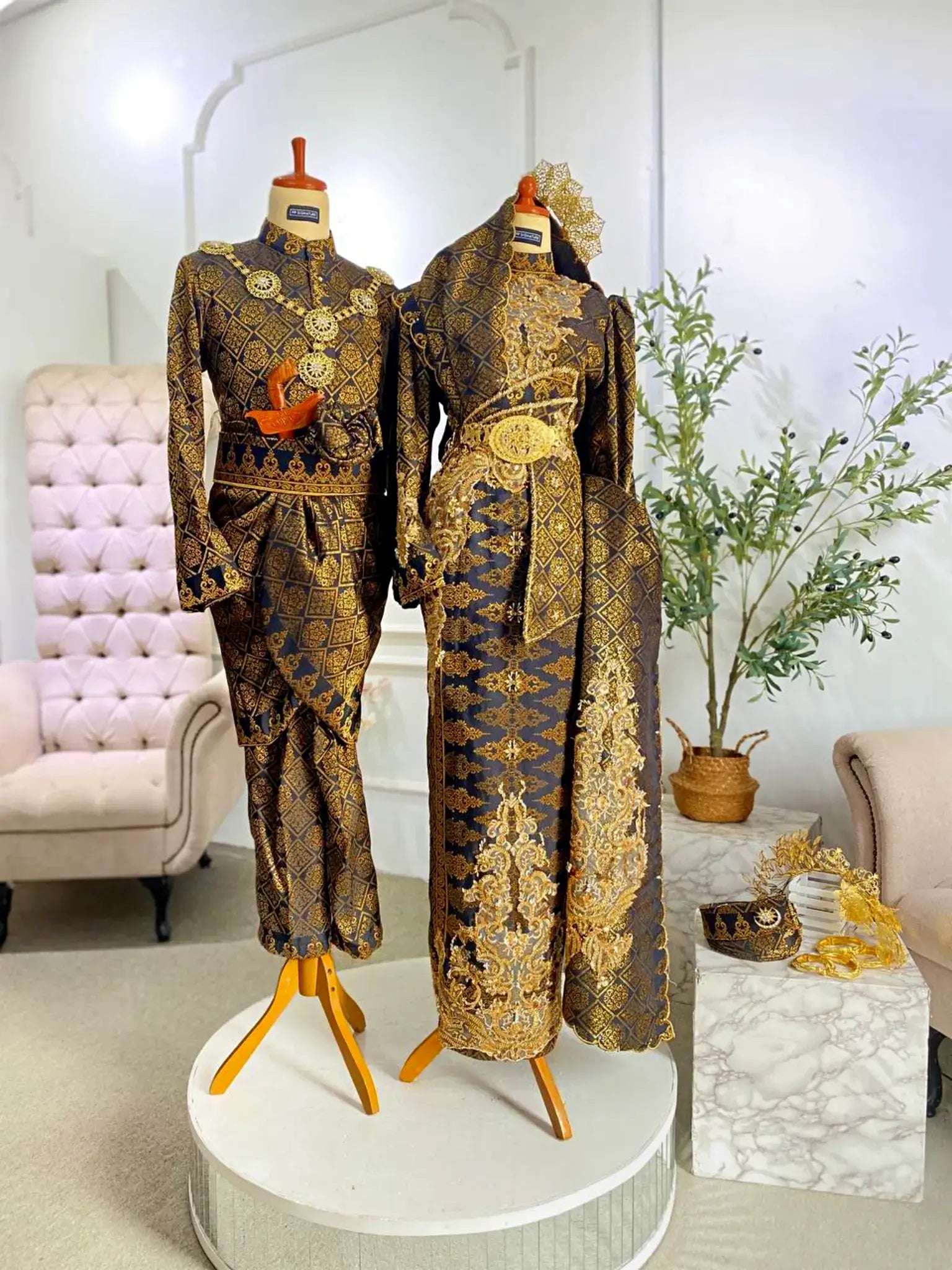 PP Signature Primadona – Exclusive Baju Pengantin Songket Hitam Emas